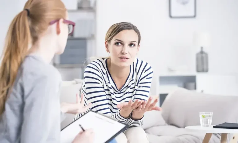 What Distinguishes Addiction Counselling From Medical Rehabilitation Services For Patients?